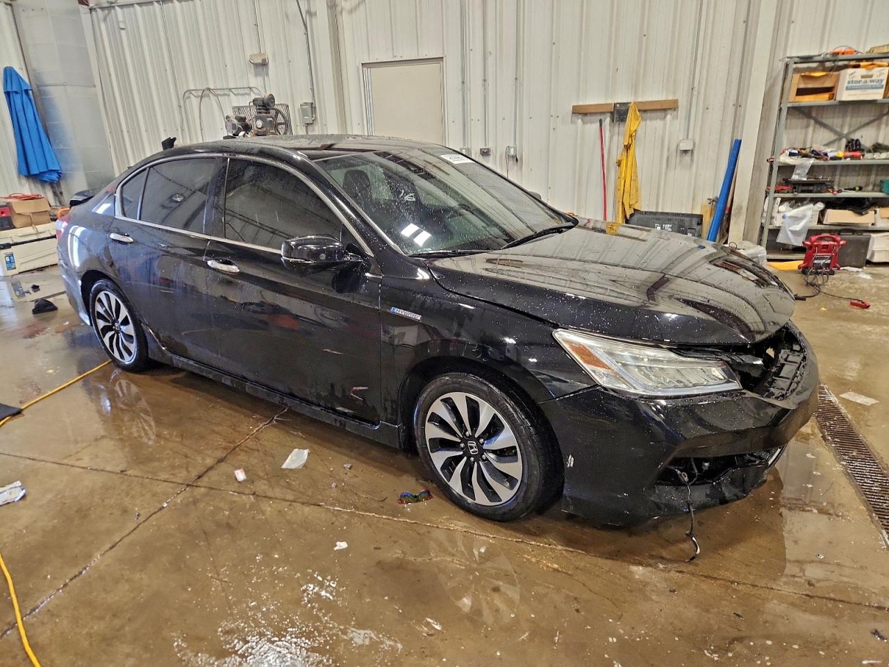 2017 HONDA ACCORD TOURING HYBRID photo 4
