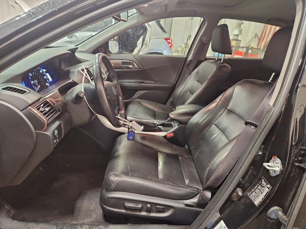 2017 HONDA ACCORD TOURING HYBRID photo 7