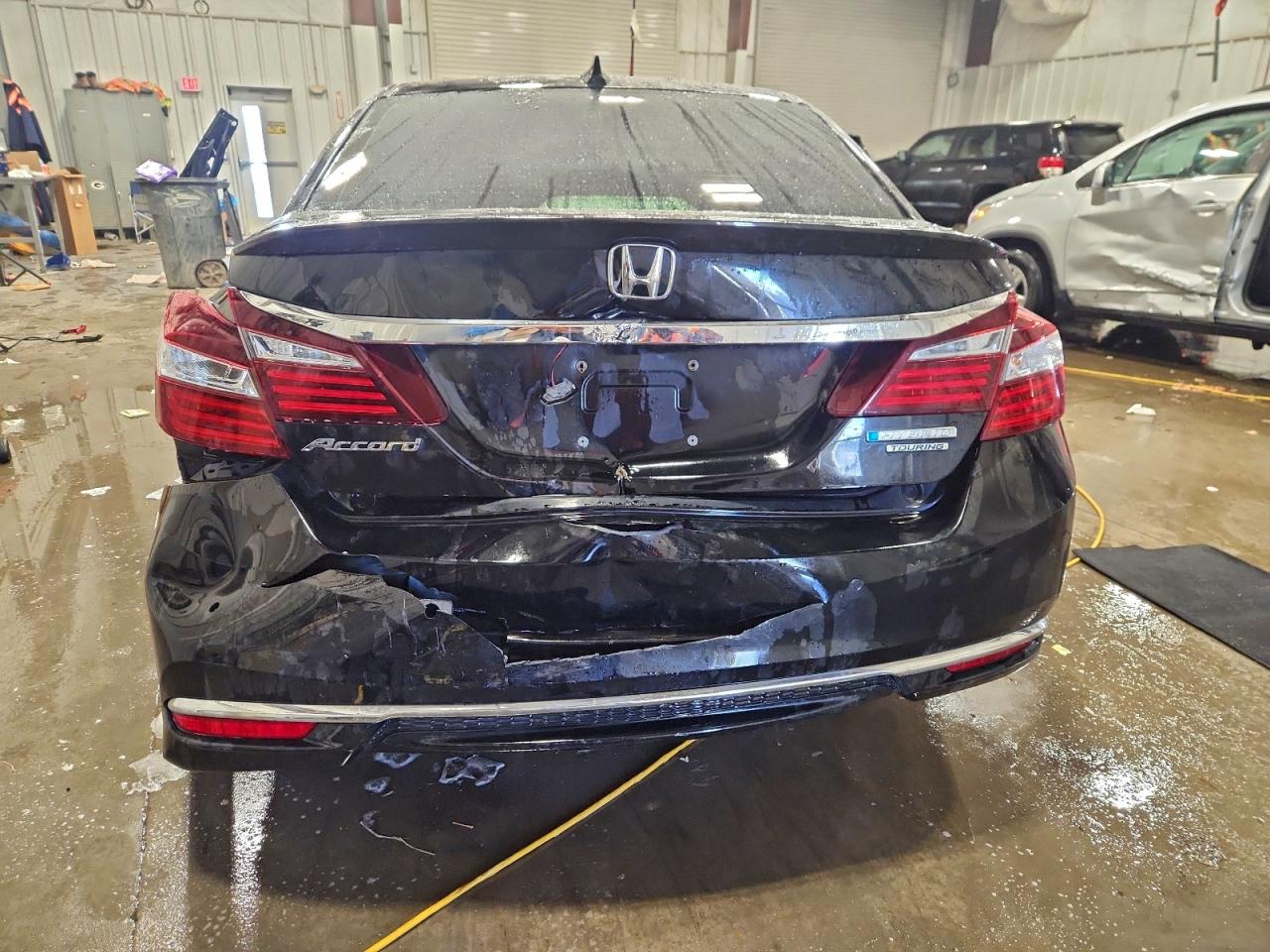 2017 HONDA ACCORD TOURING HYBRID photo 6