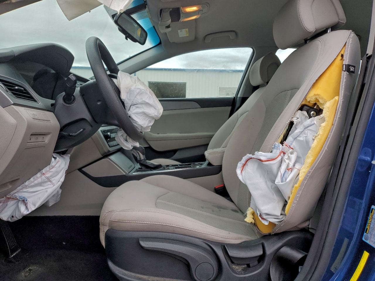 2016 HYUNDAI SONATA SE photo 13