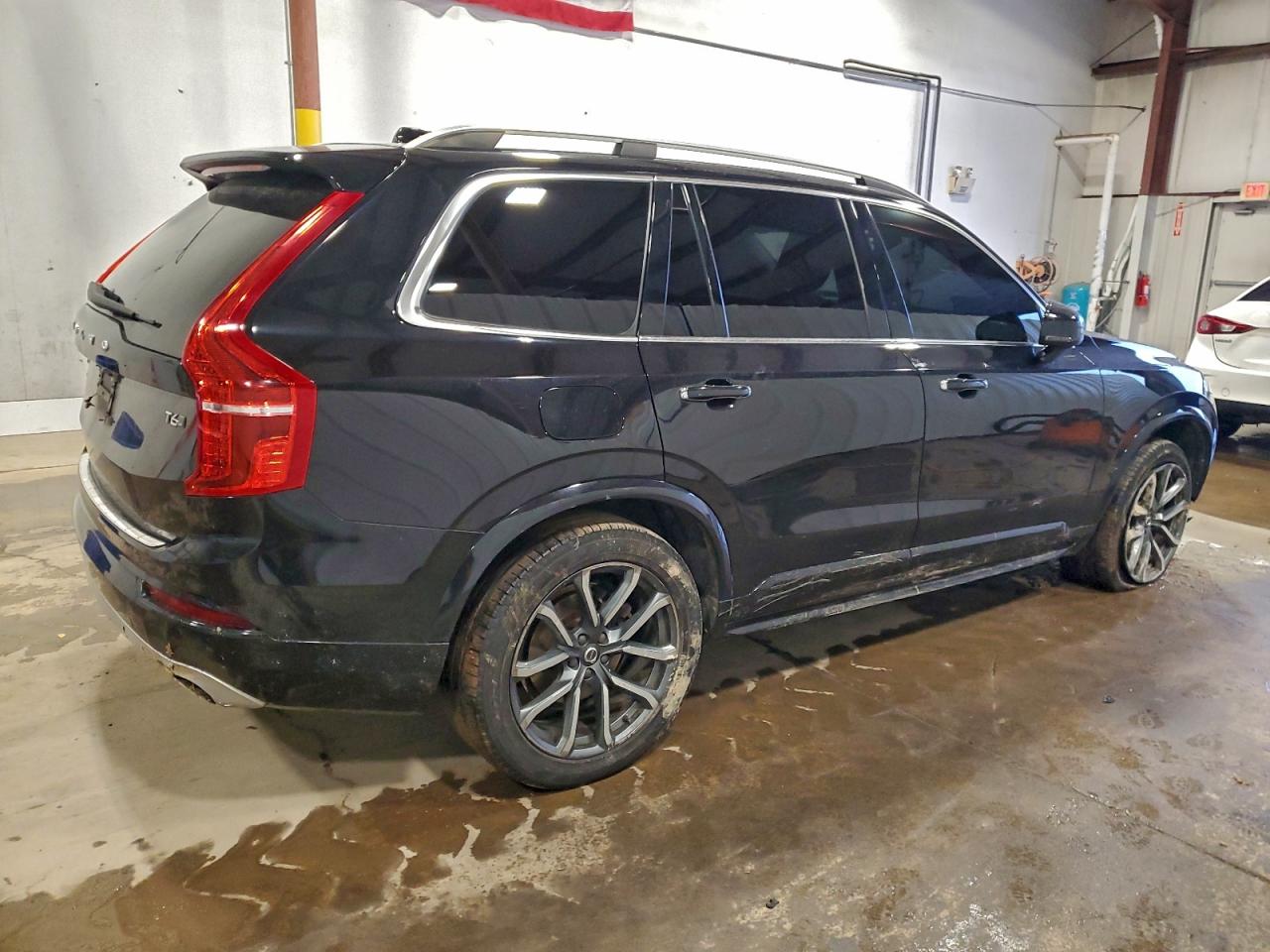 2019 VOLVO XC90 T6 MOMENTUM photo 5