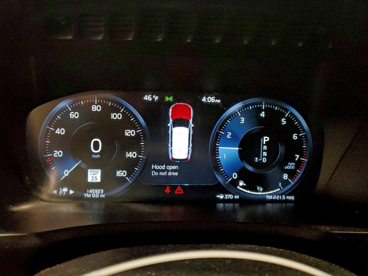 2019 VOLVO XC90 T6 MOMENTUM photo 17
