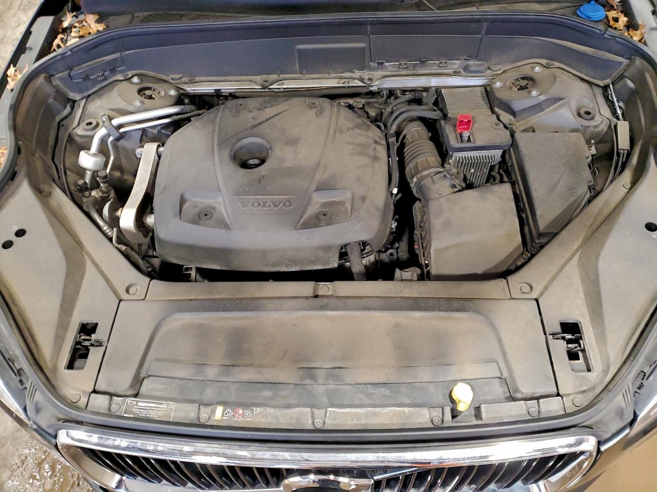 2019 VOLVO XC90 T6 MOMENTUM photo 23