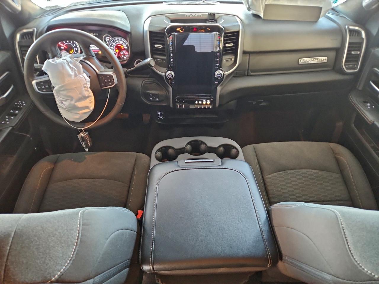 2025 RAM 2500 BIG HORN photo 15