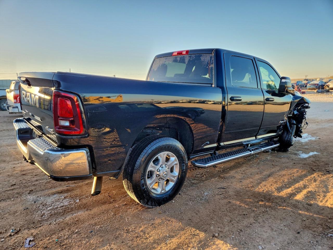 2025 RAM 2500 BIG HORN photo 5