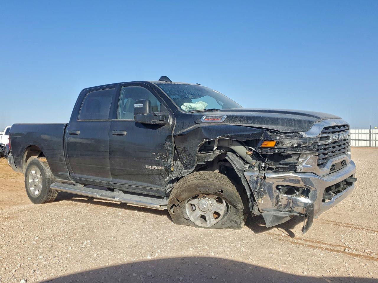 2025 RAM 2500 BIG HORN photo 7