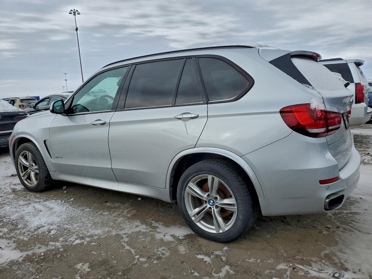 2015 BMW X5 XDRIVE50I photo 3