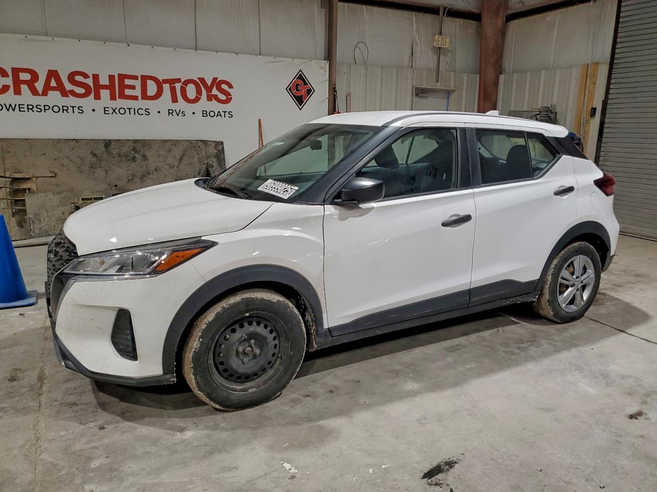 2023 NISSAN KICKS