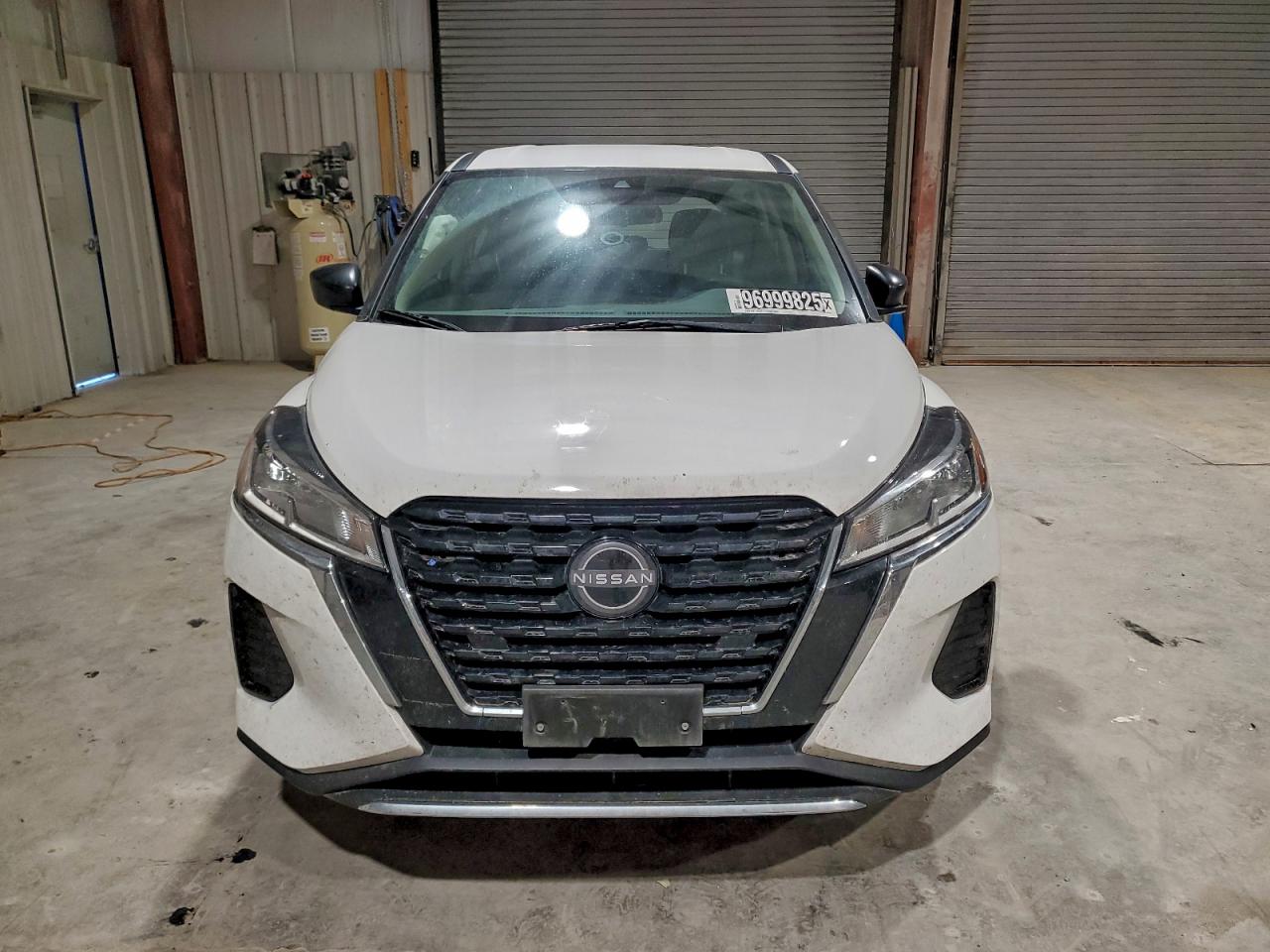 2023 NISSAN KICKS S photo 9
