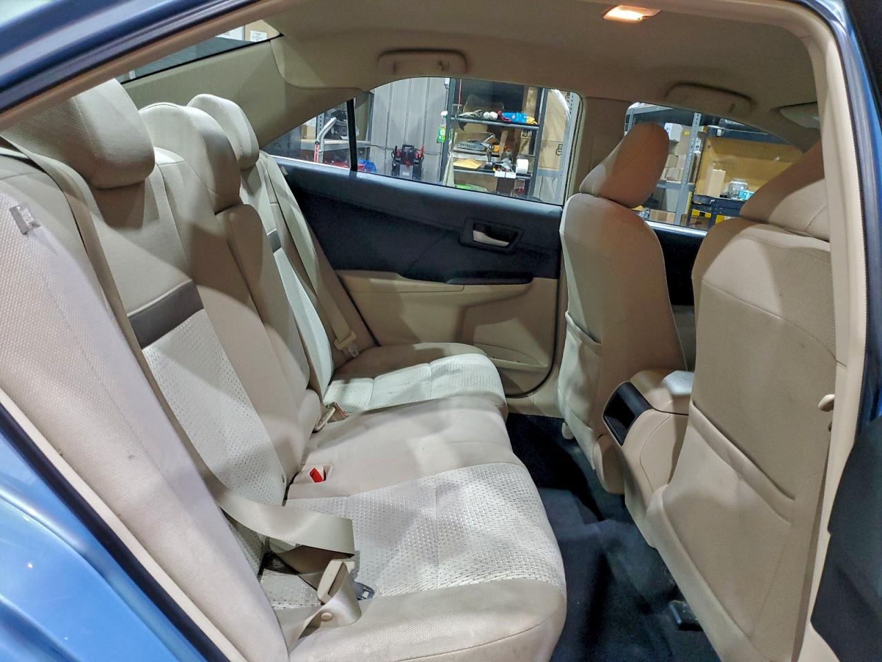 2013 TOYOTA CAMRY LE photo 10