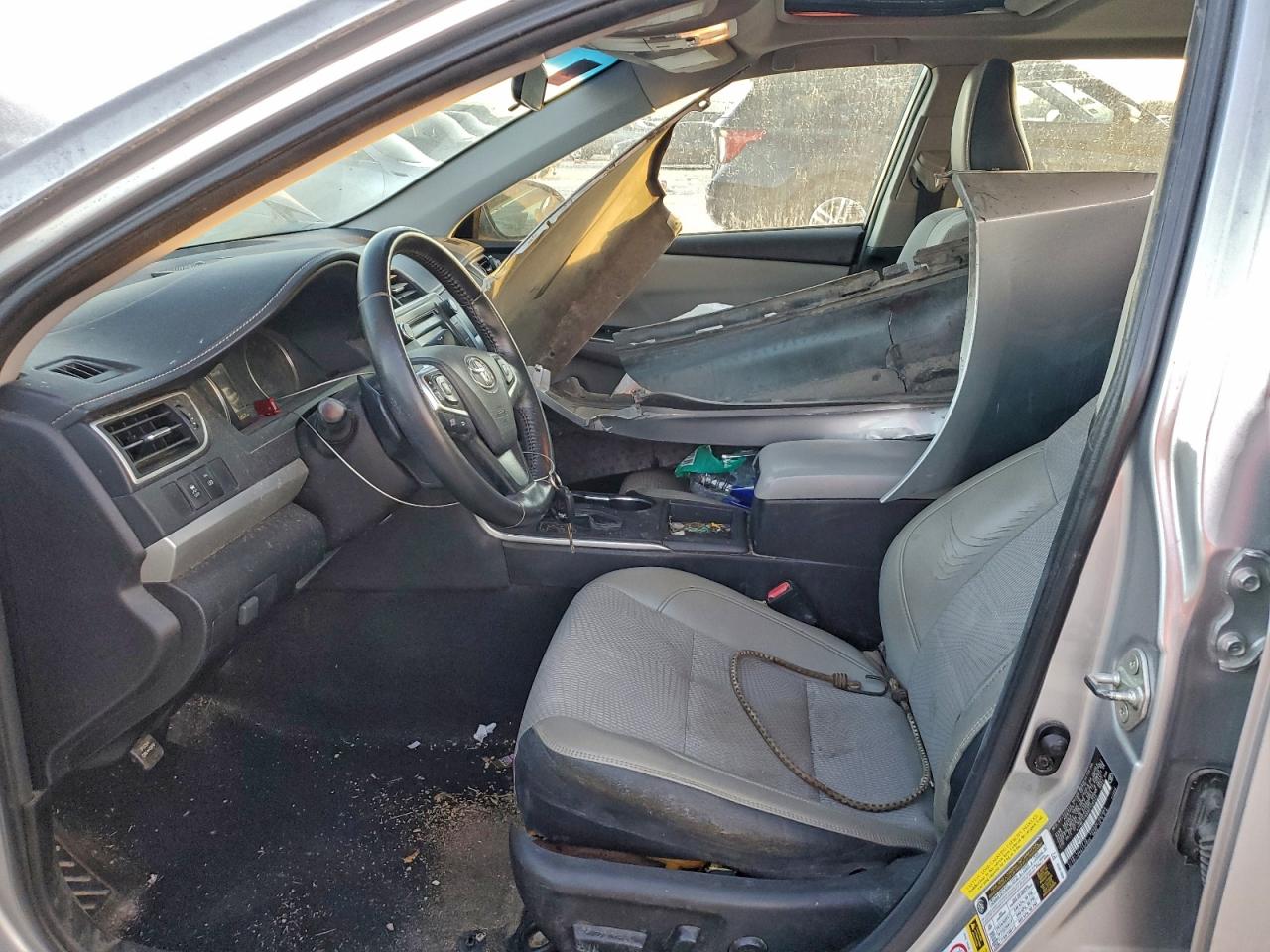 2016 TOYOTA CAMRY LE photo 7