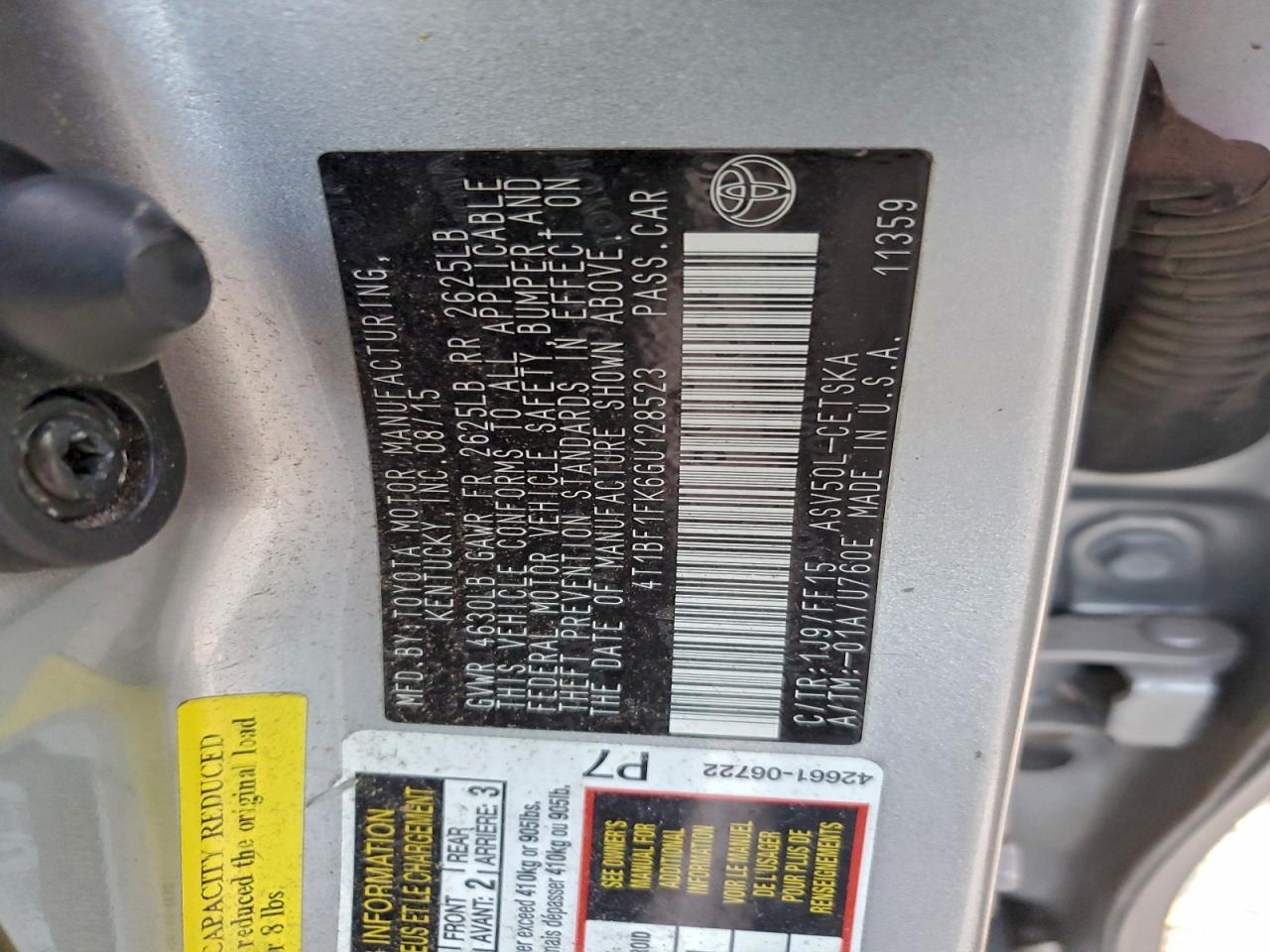2016 TOYOTA CAMRY LE photo 12