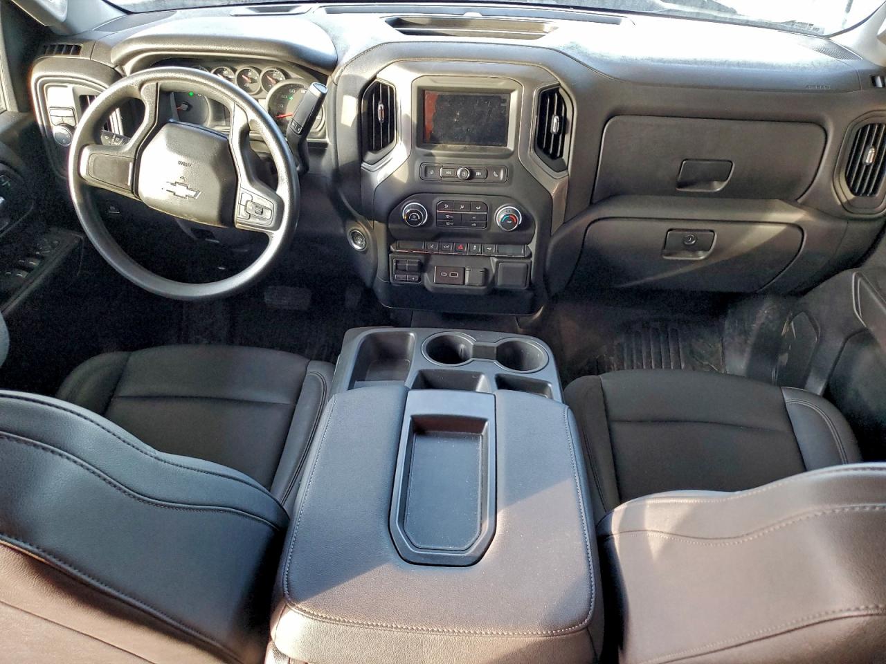 2024 CHEVROLET SILVERADO C2500 HEAVY DUTY photo 8