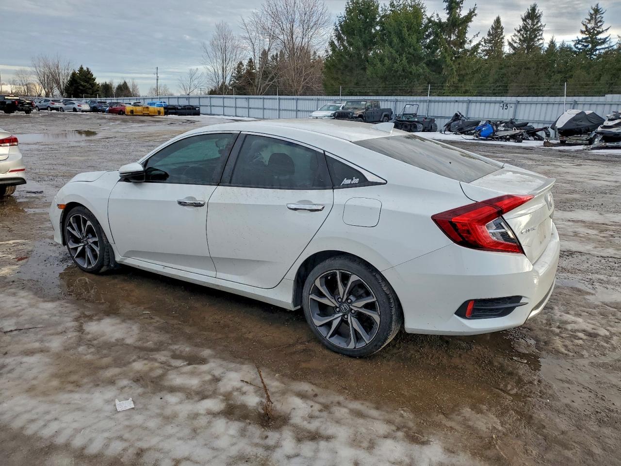 2020 HONDA CIVIC TOURING photo 3