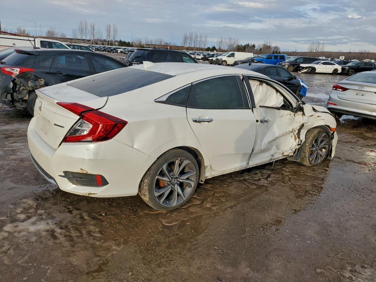 2020 HONDA CIVIC TOURING photo 5