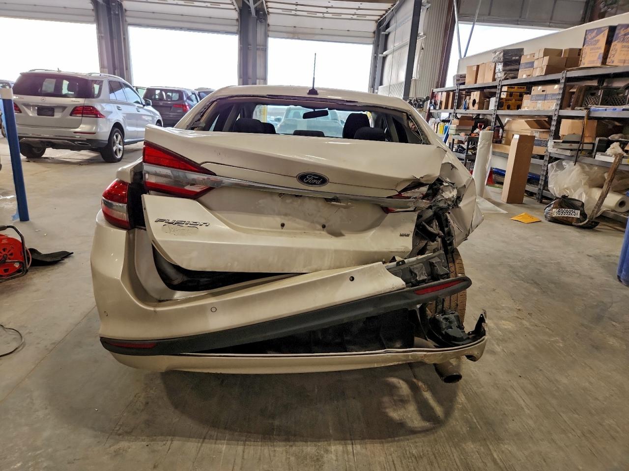 2017 FORD FUSION SE photo 6