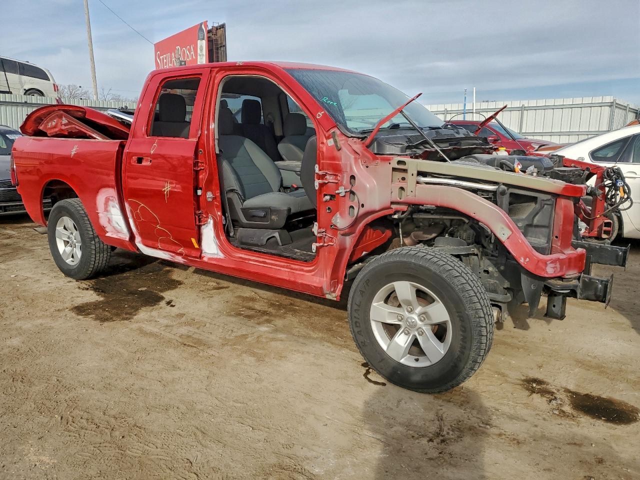 2016 RAM 1500 ST photo 10