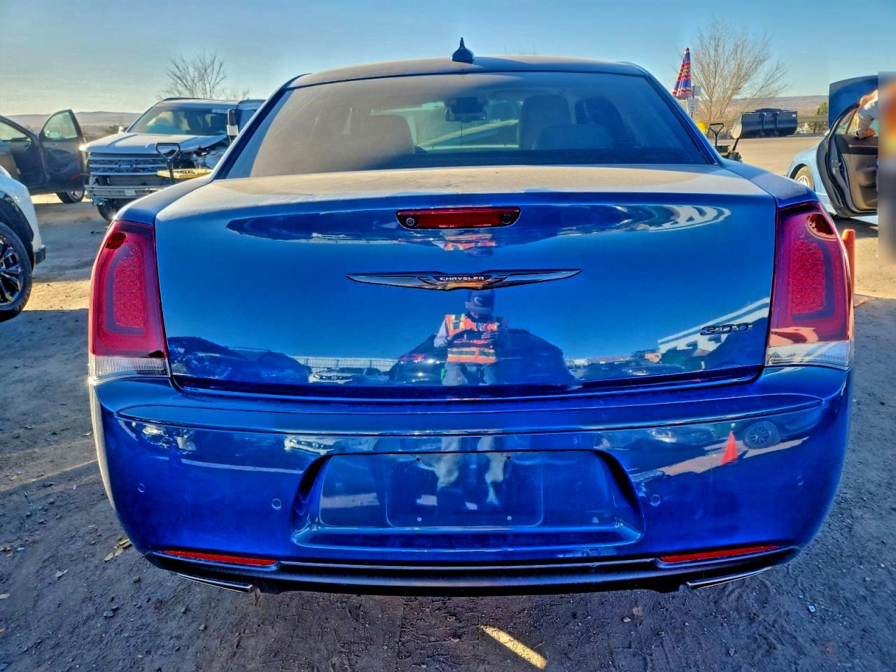2022 CHRYSLER 300 TOURING L photo 11