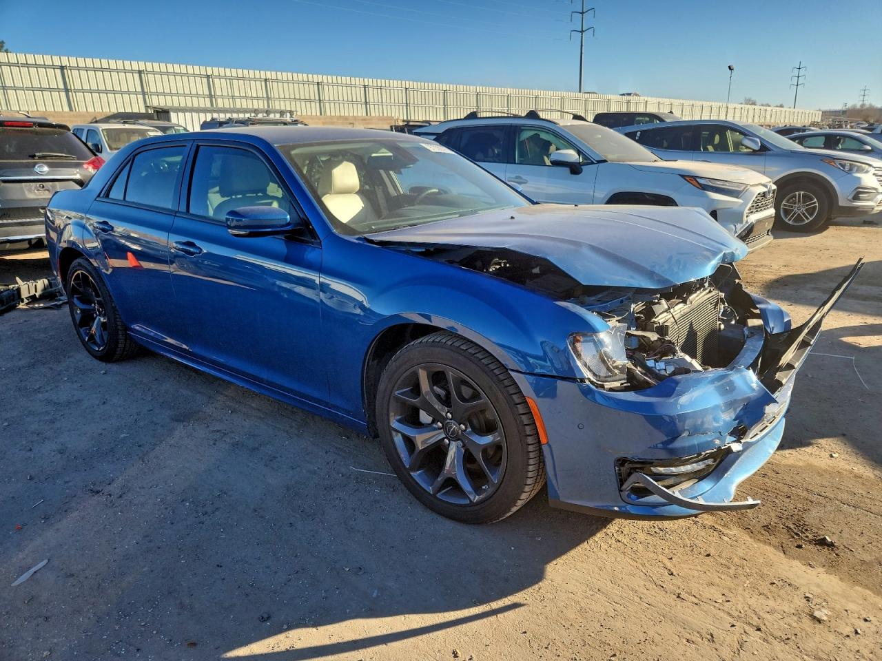2022 CHRYSLER 300 TOURING L photo 7