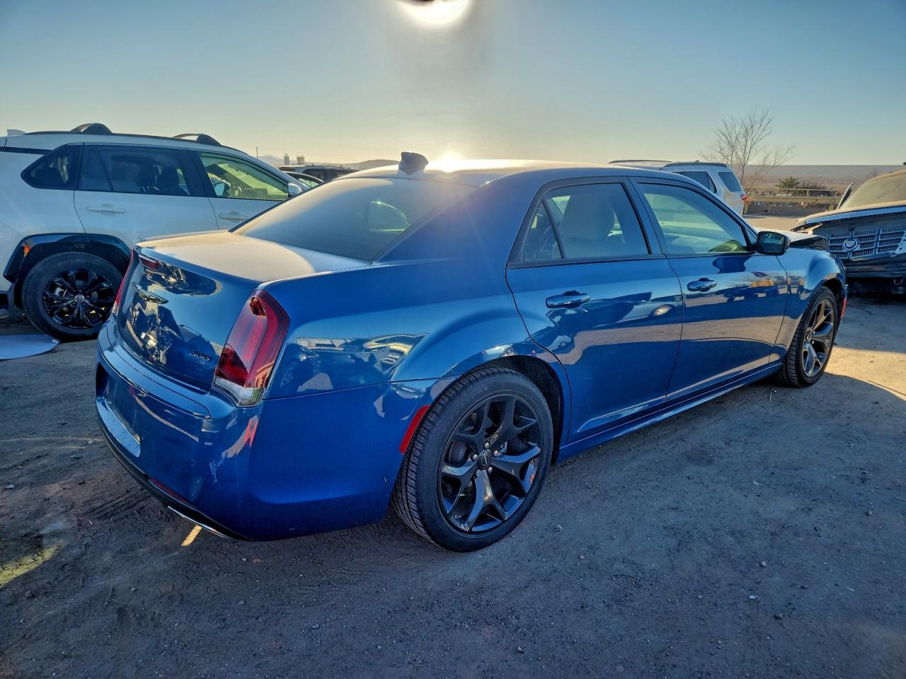 2022 CHRYSLER 300 TOURING L photo 5