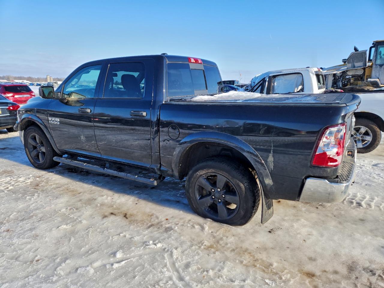2017 RAM 1500 SLT photo 3