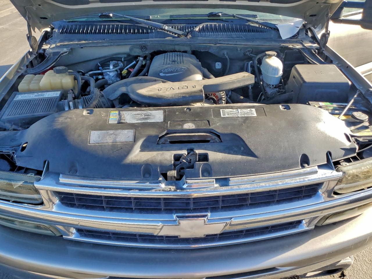 2003 CHEVROLET SUBURBAN K2500 photo 23