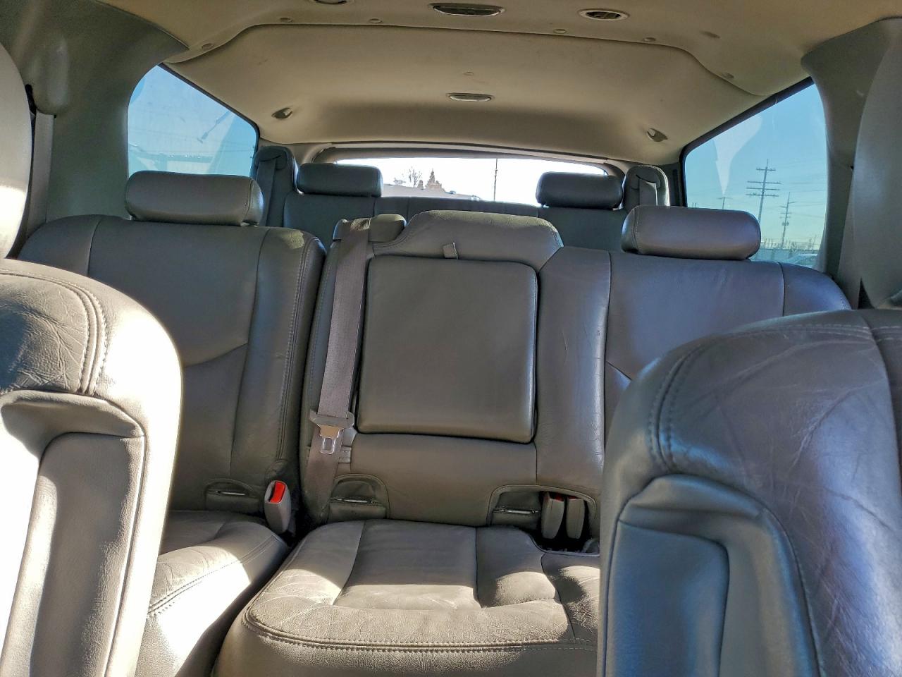 2003 CHEVROLET SUBURBAN K2500 photo 19