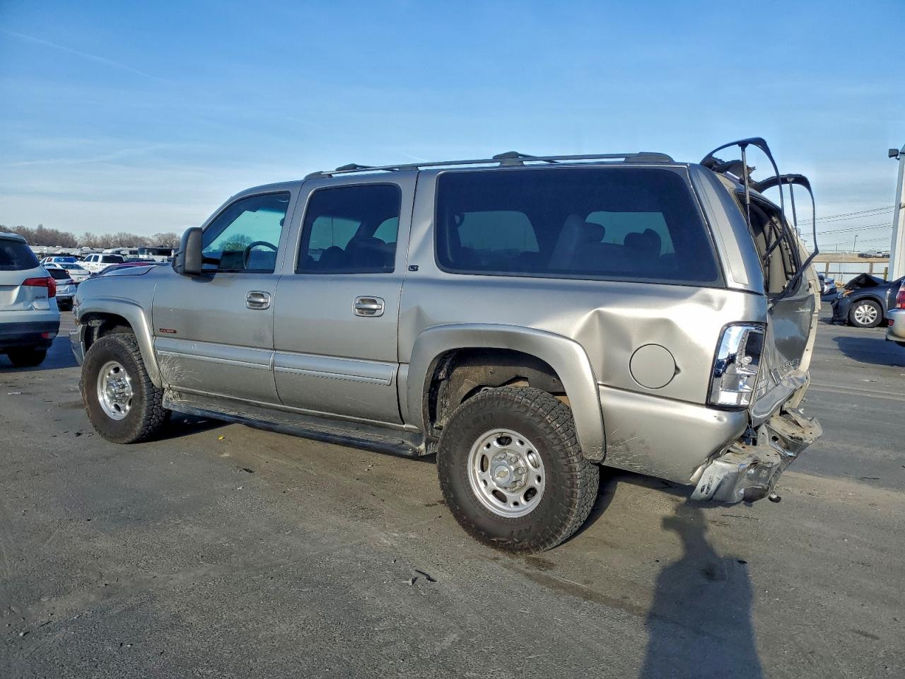 2003 CHEVROLET SUBURBAN K2500 photo 3