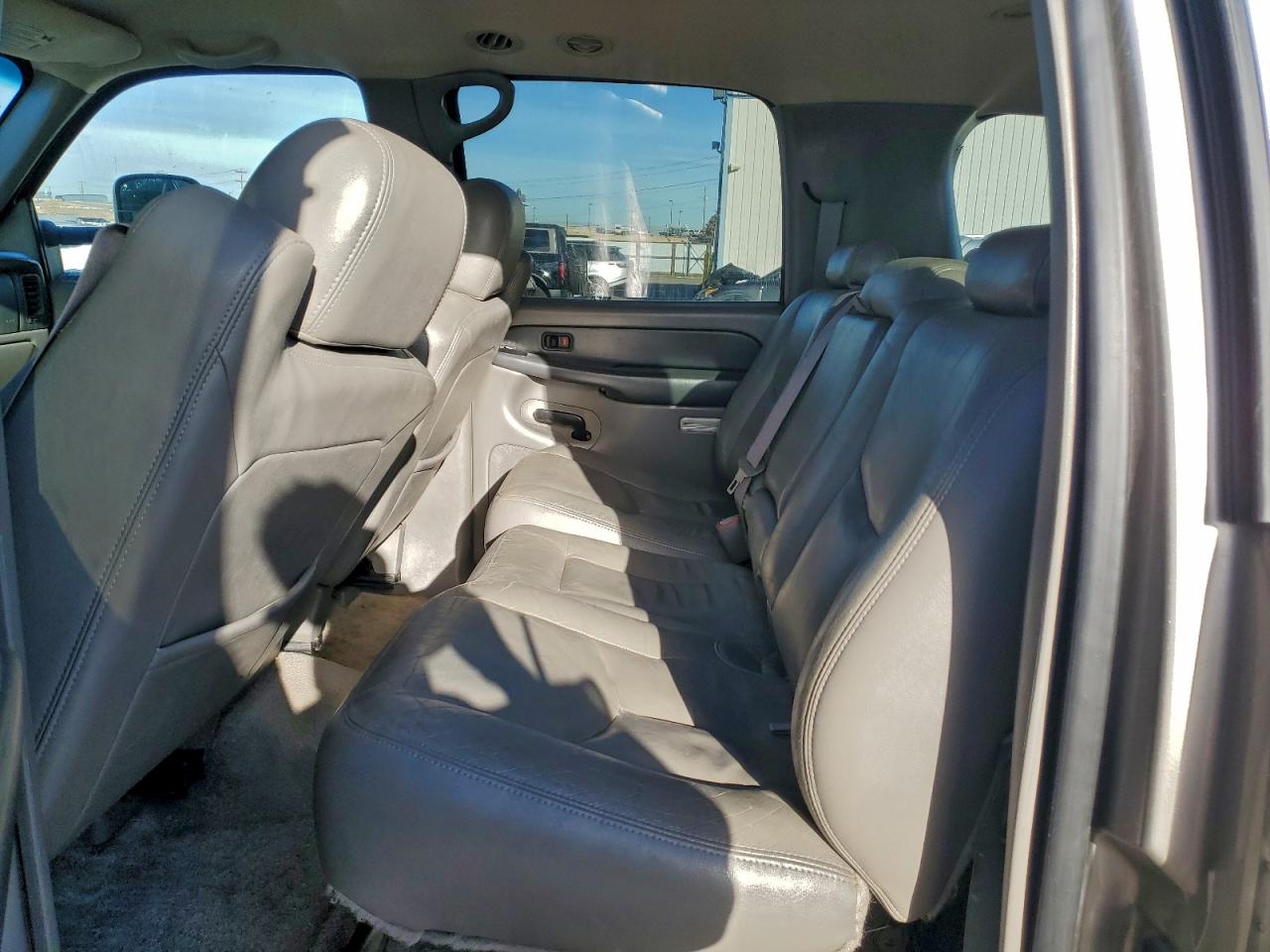 2003 CHEVROLET SUBURBAN K2500 photo 21