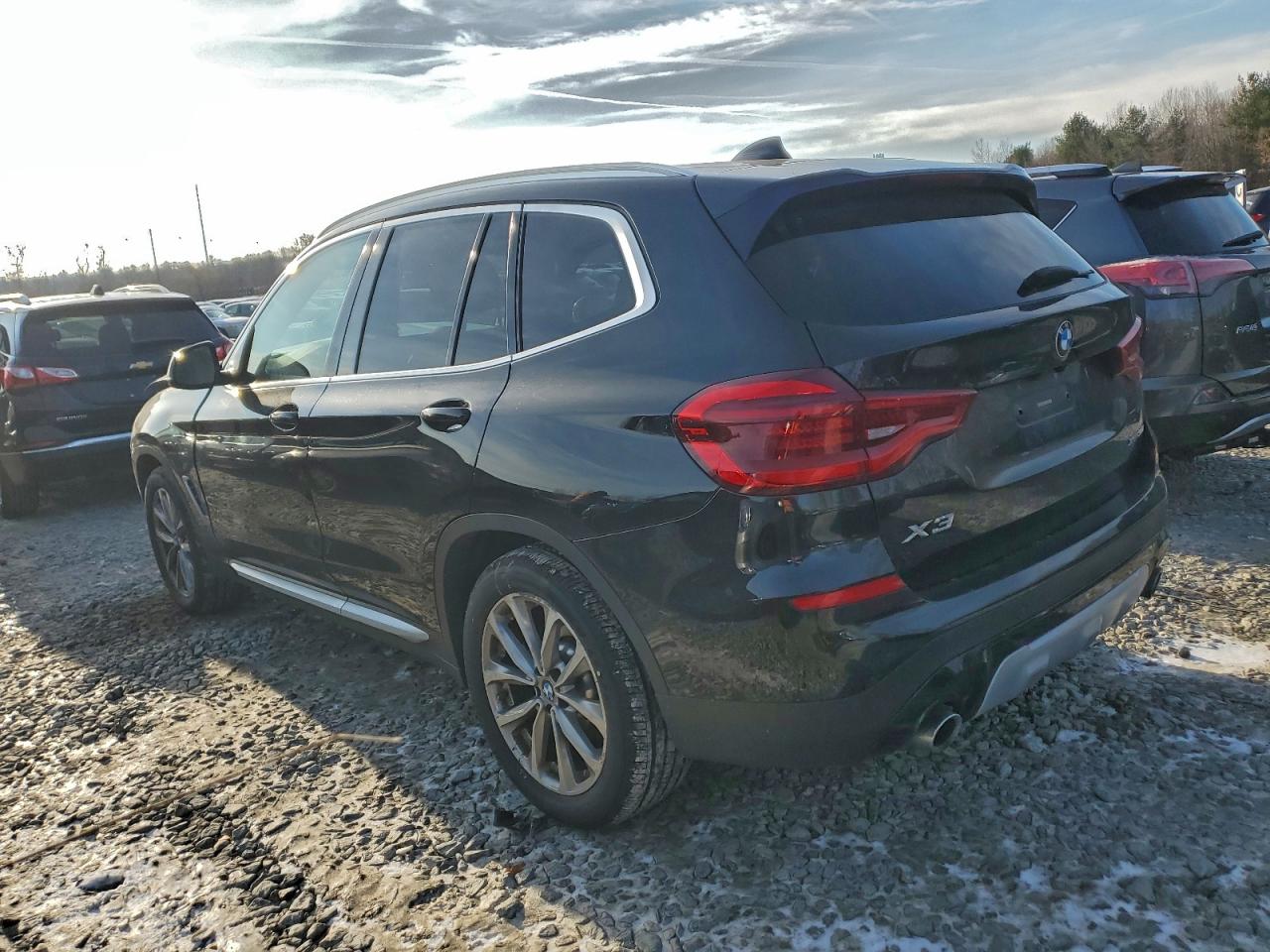 2019 BMW X3 XDRIVE30I photo 2