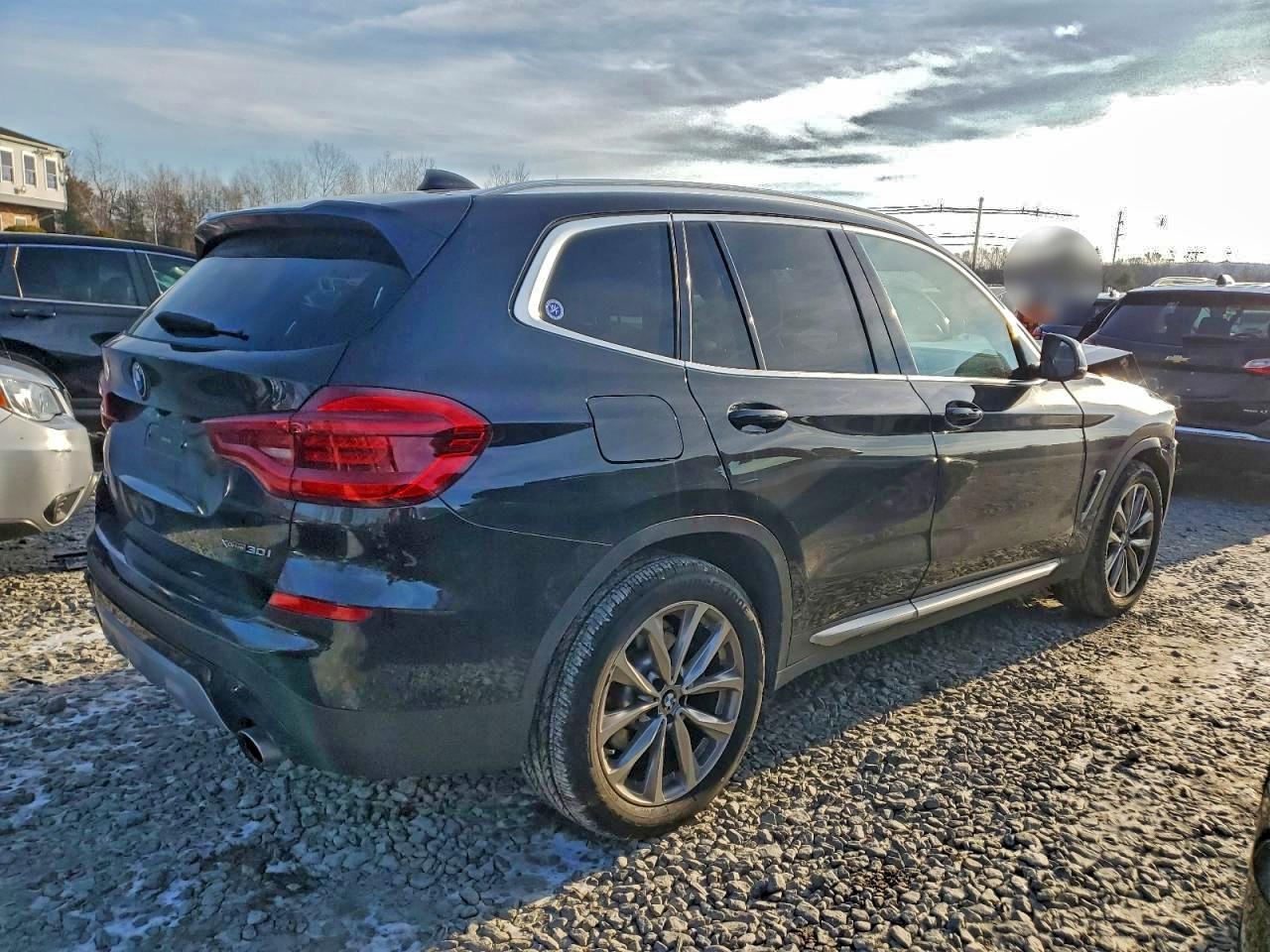 2019 BMW X3 XDRIVE30I photo 3