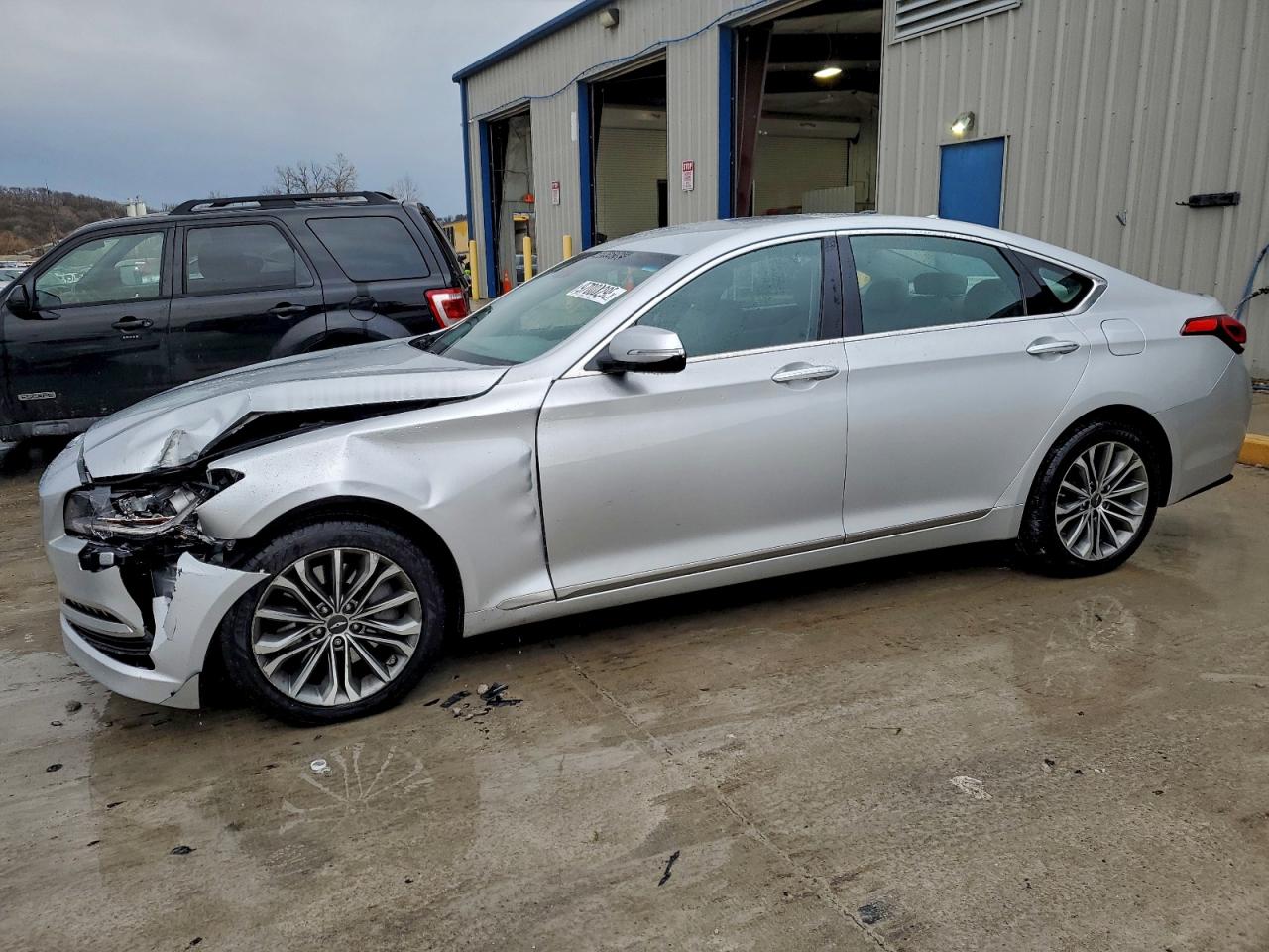 2015 HYUNDAI GENESIS