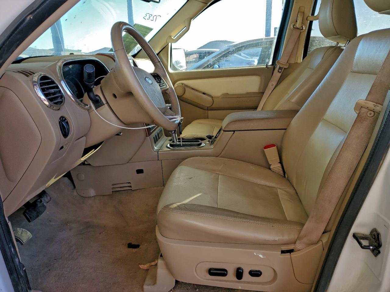 2010 FORD EXPLORER EDDIE BAUER photo 19