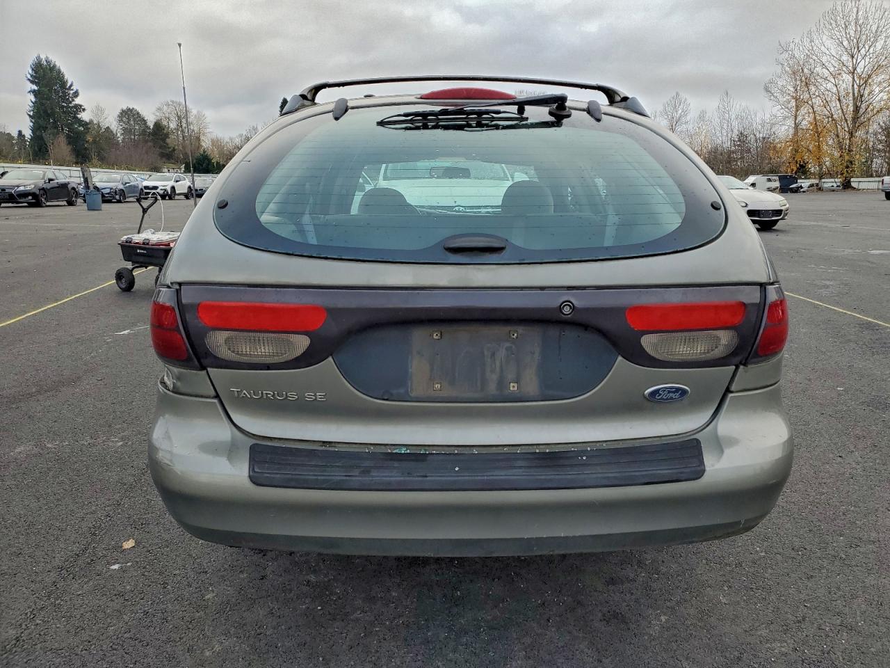 2003 FORD TAURUS SE photo 6