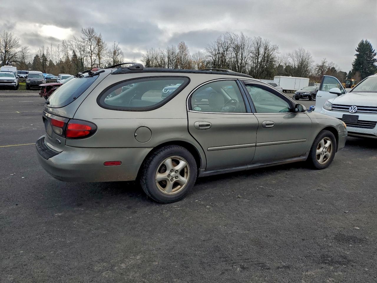 2003 FORD TAURUS SE photo 3