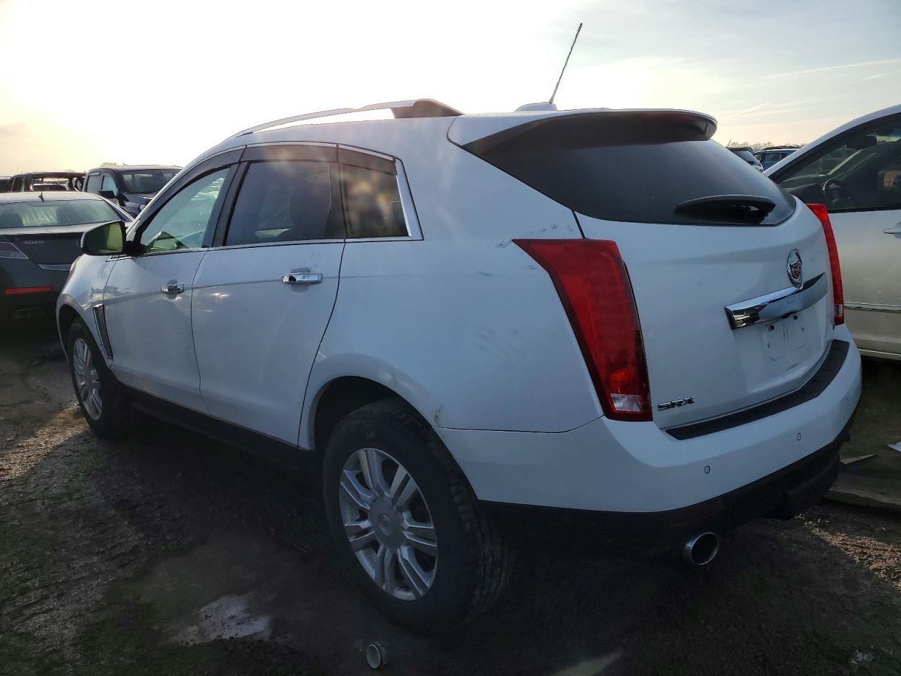 2016 CADILLAC SRX LUXURY COLLECTION photo 2