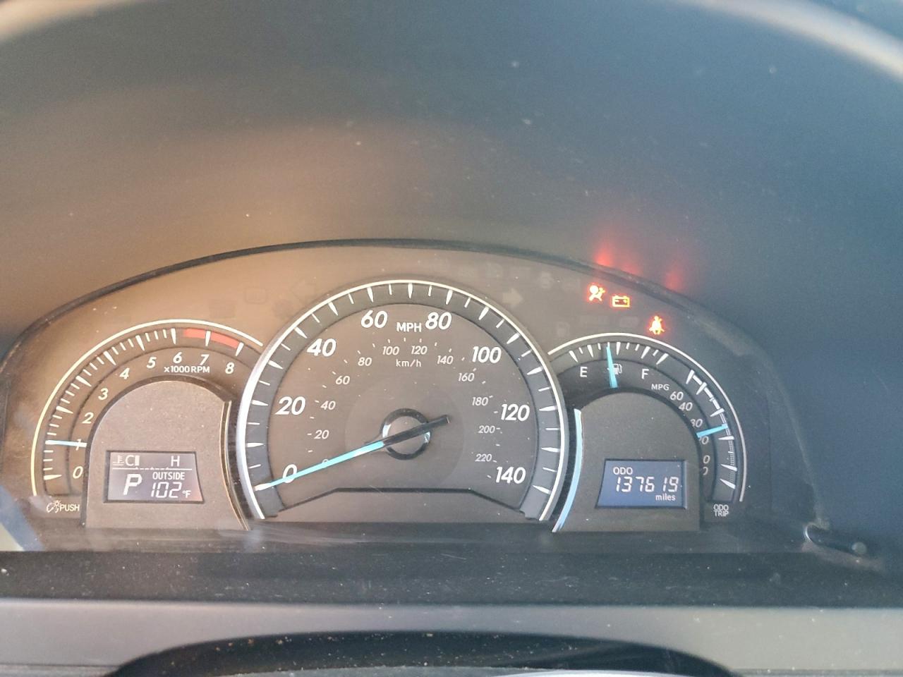 2013 TOYOTA CAMRY L photo 25