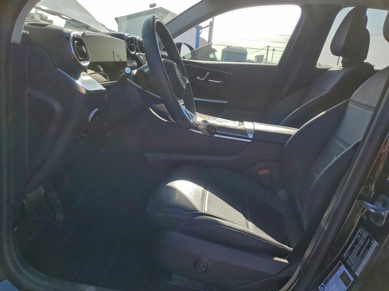 2025 MERCEDES-BENZ GLC 350E photo 19