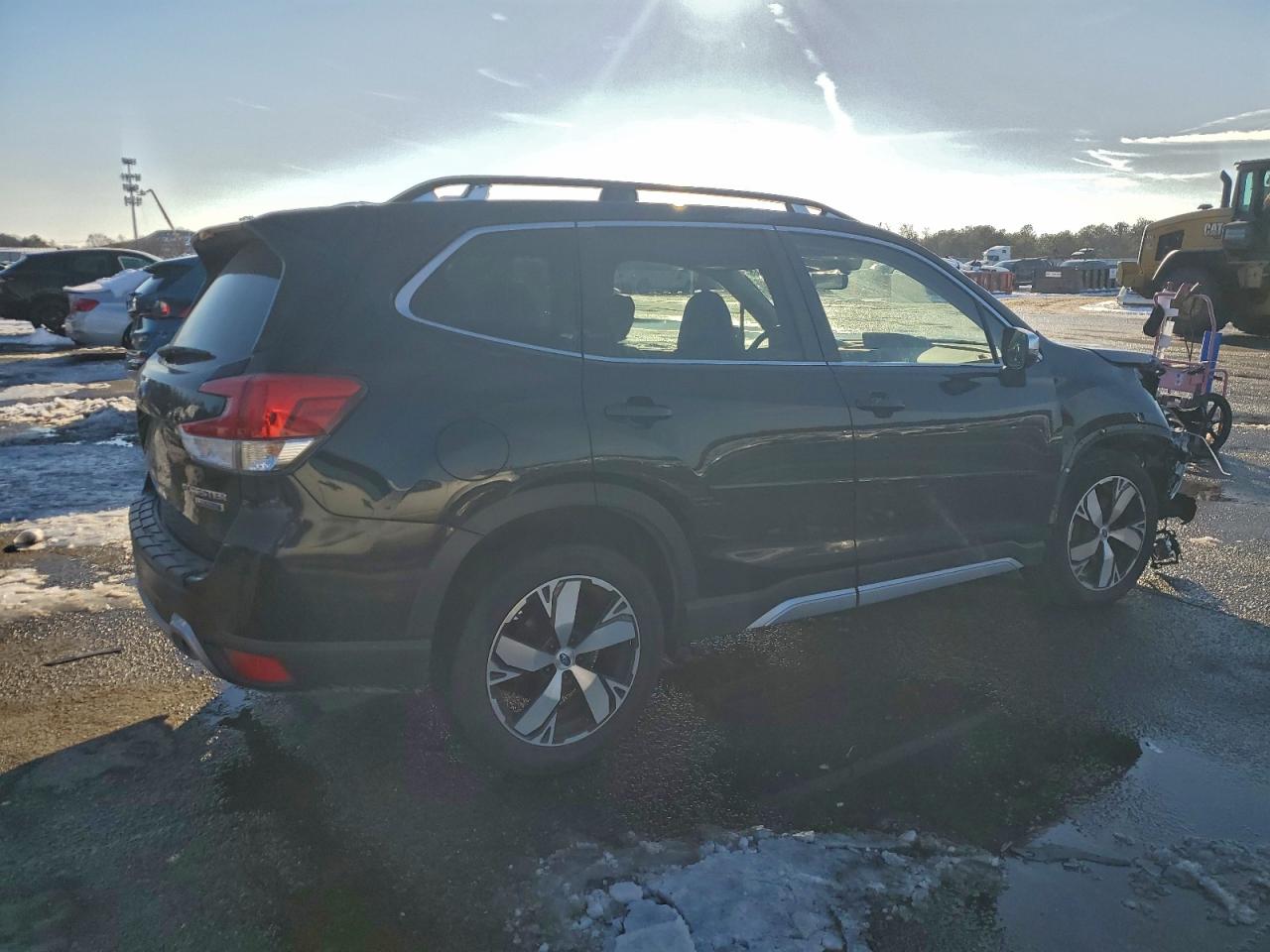 2021 SUBARU FORESTER TOURING photo 3