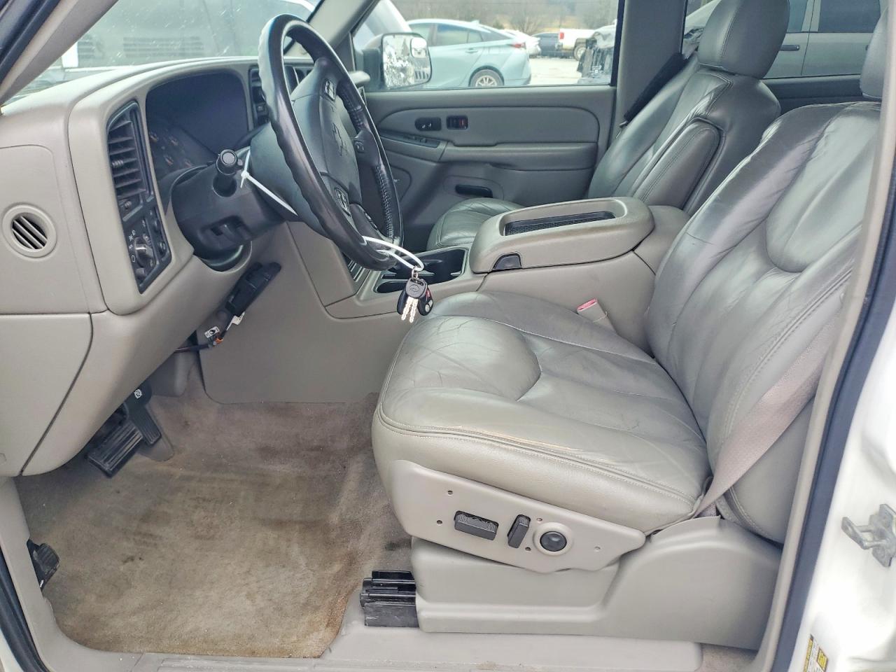 2004 CHEVROLET SILVERADO C3500 photo 13