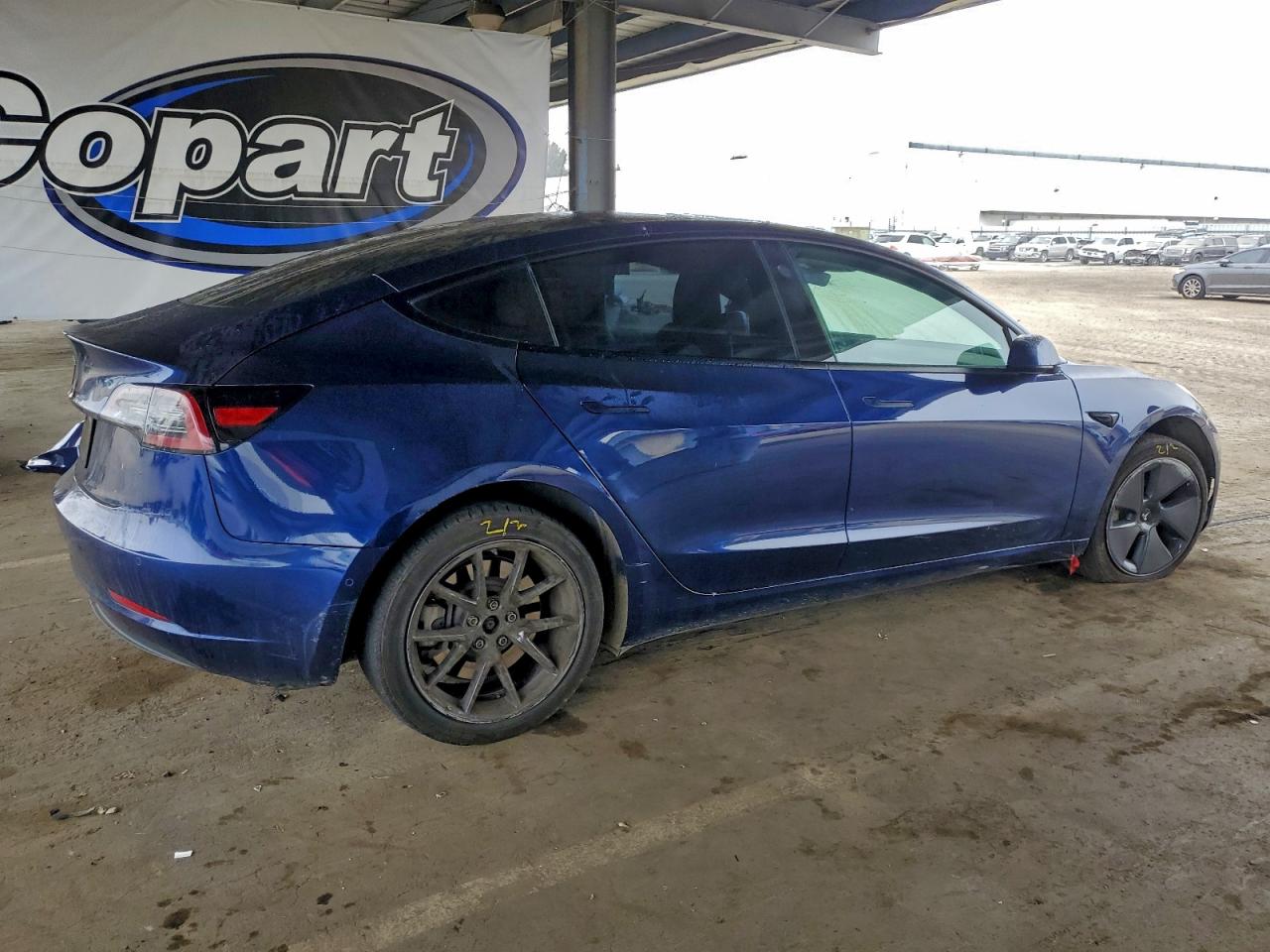 2022 TESLA MODEL 3 photo 3