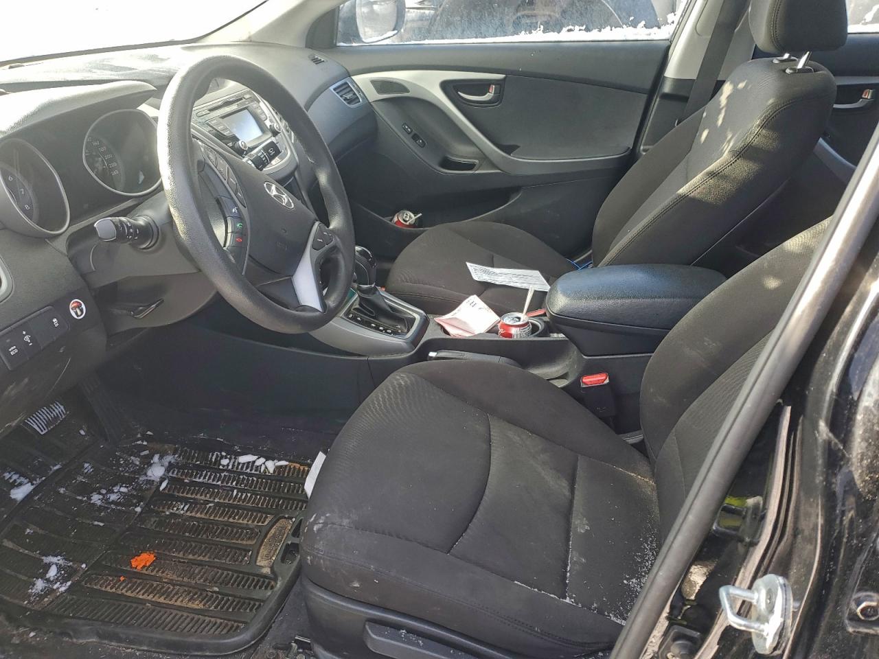 2016 HYUNDAI ELANTRA SE photo 19