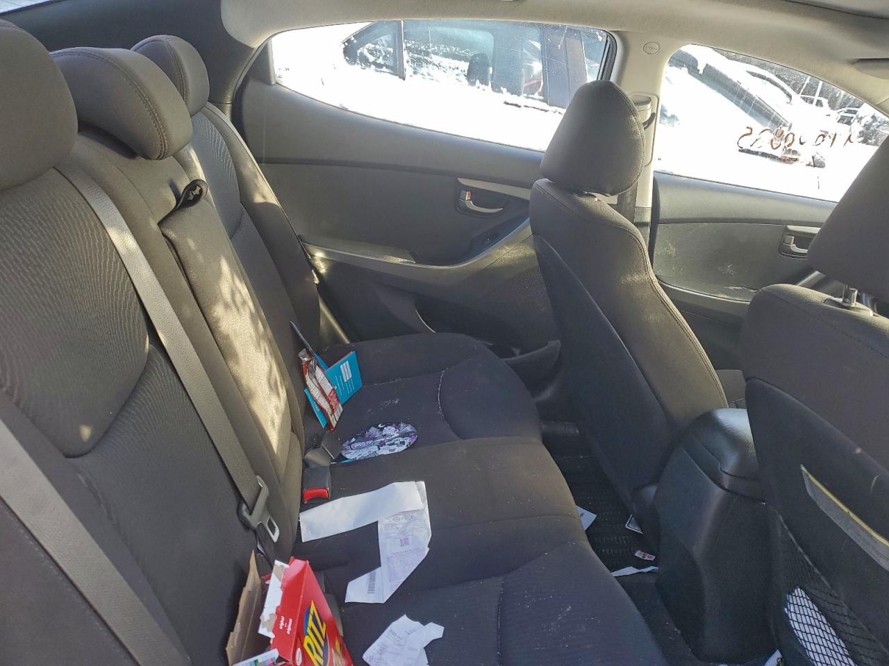 2016 HYUNDAI ELANTRA SE photo 28