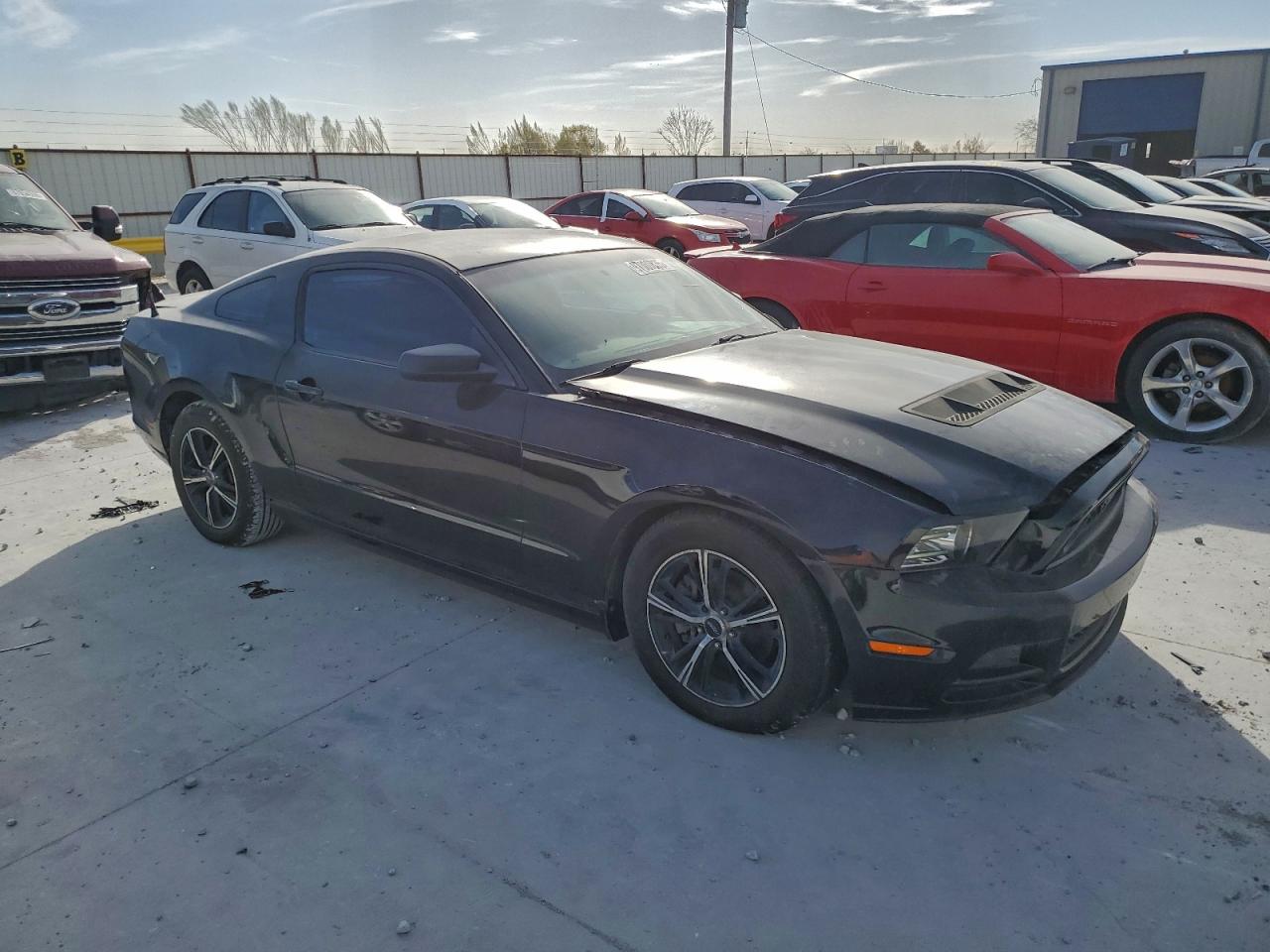 2014 FORD MUSTANG photo 7