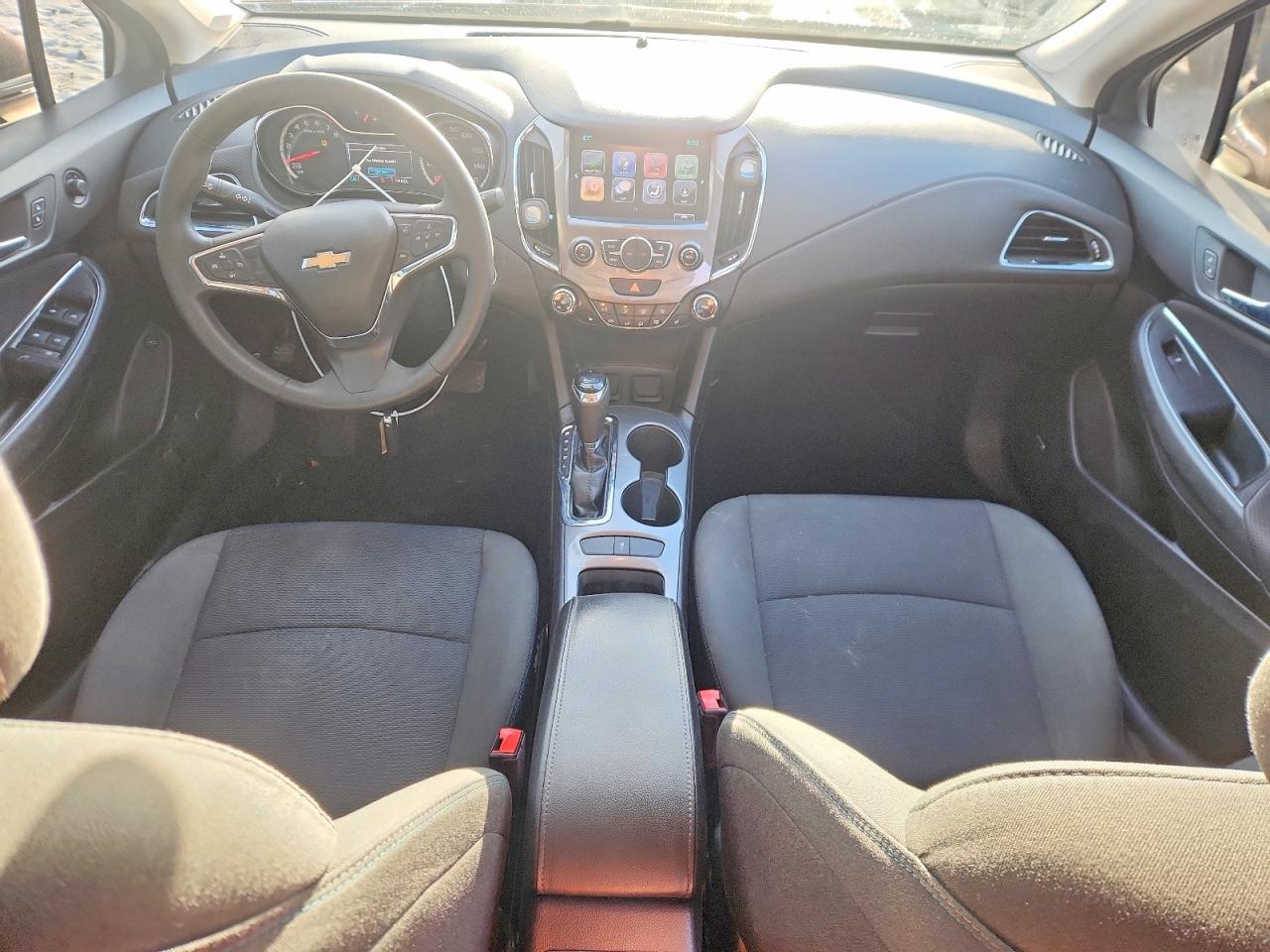 2017 CHEVROLET CRUZE LT photo 15