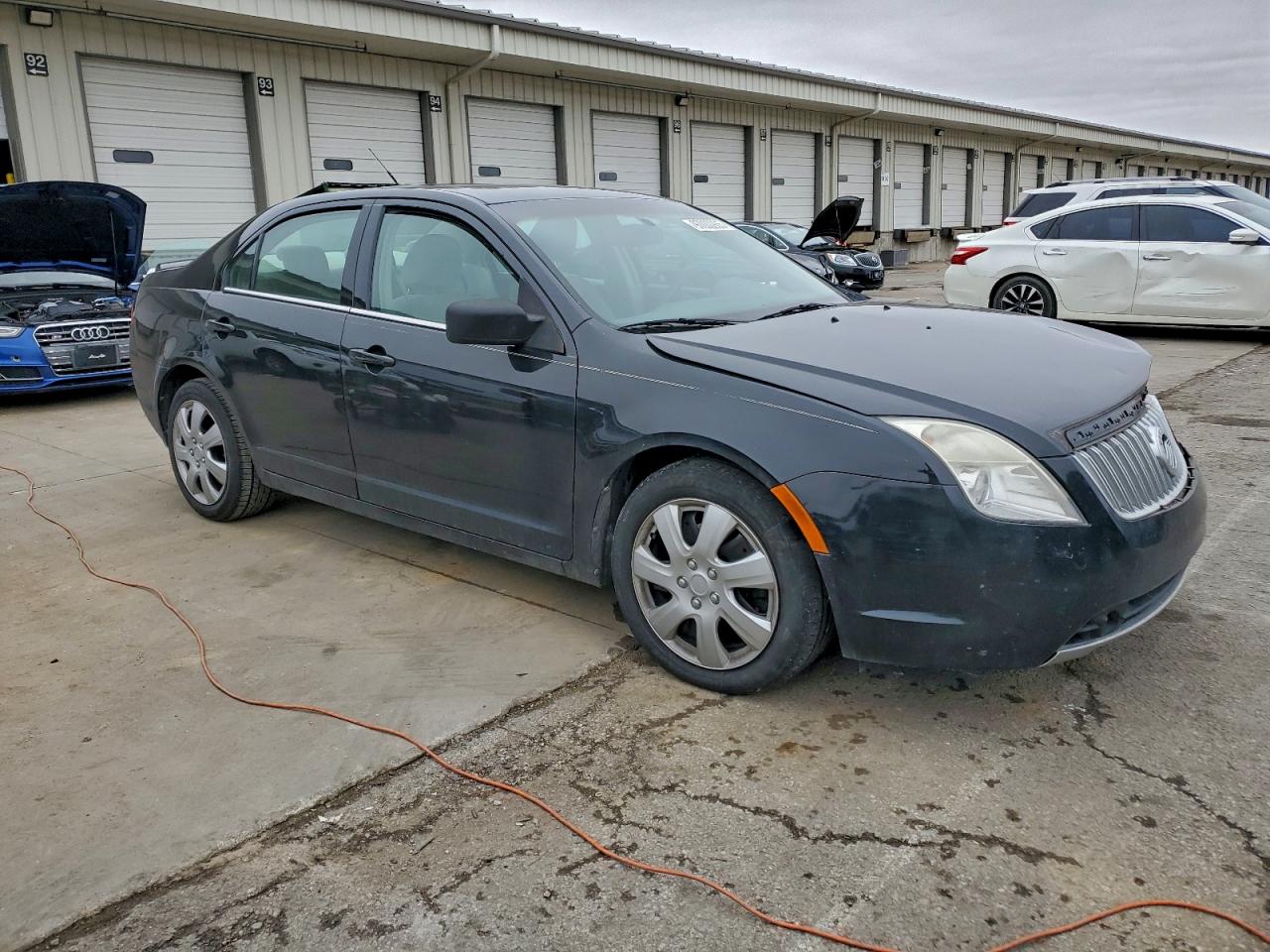 2010 MERCURY MILAN photo 4