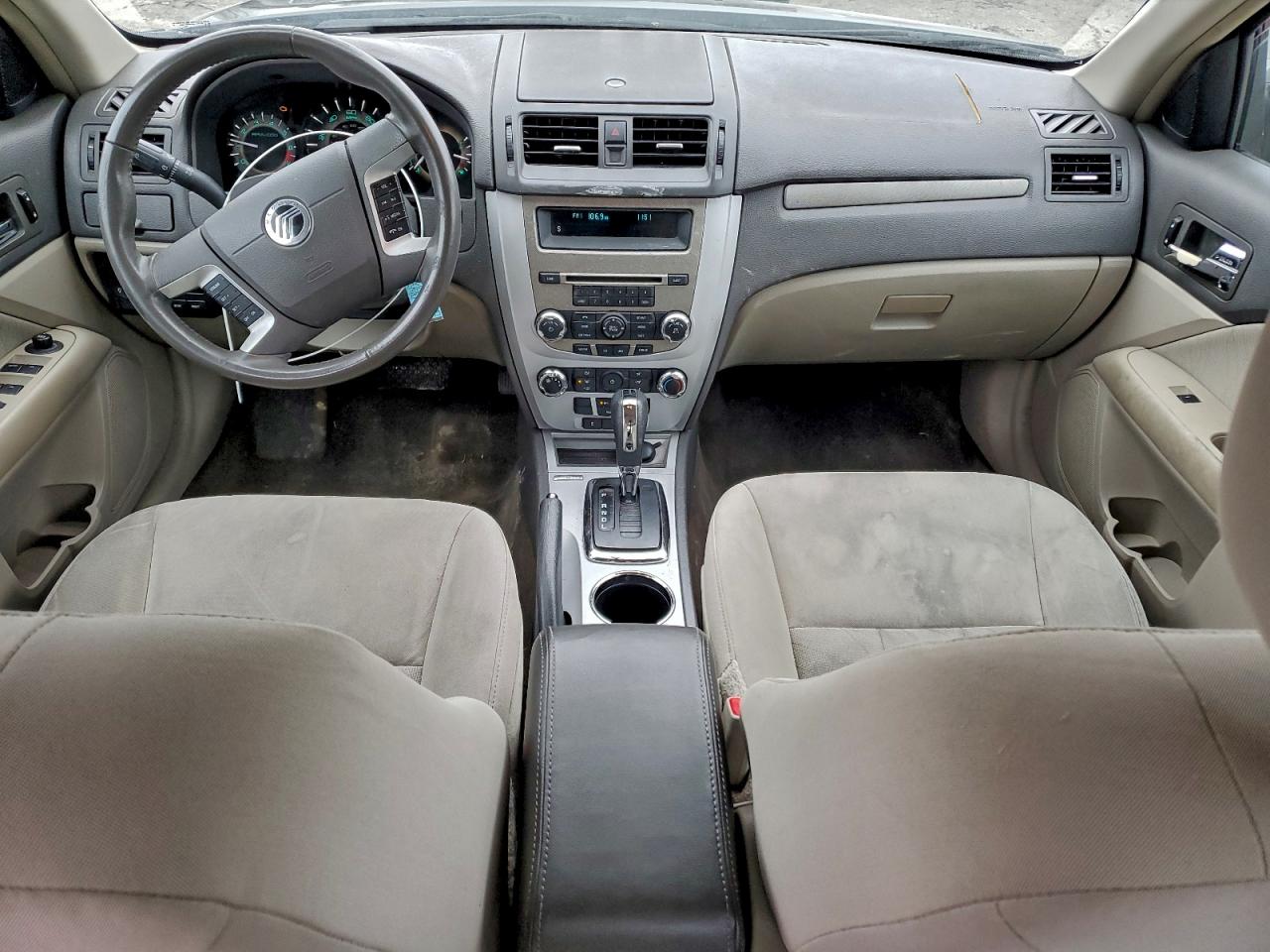 2010 MERCURY MILAN photo 8