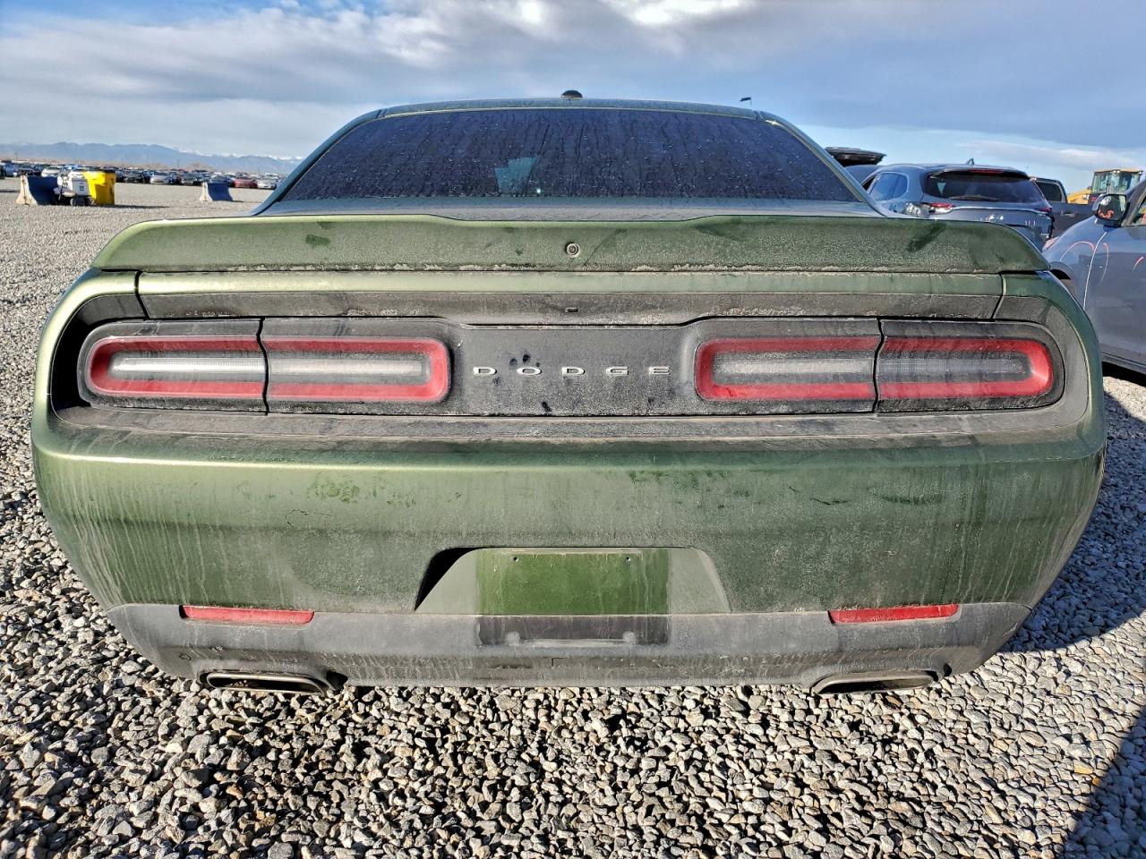 2022 DODGE CHALLENGER SXT photo 6