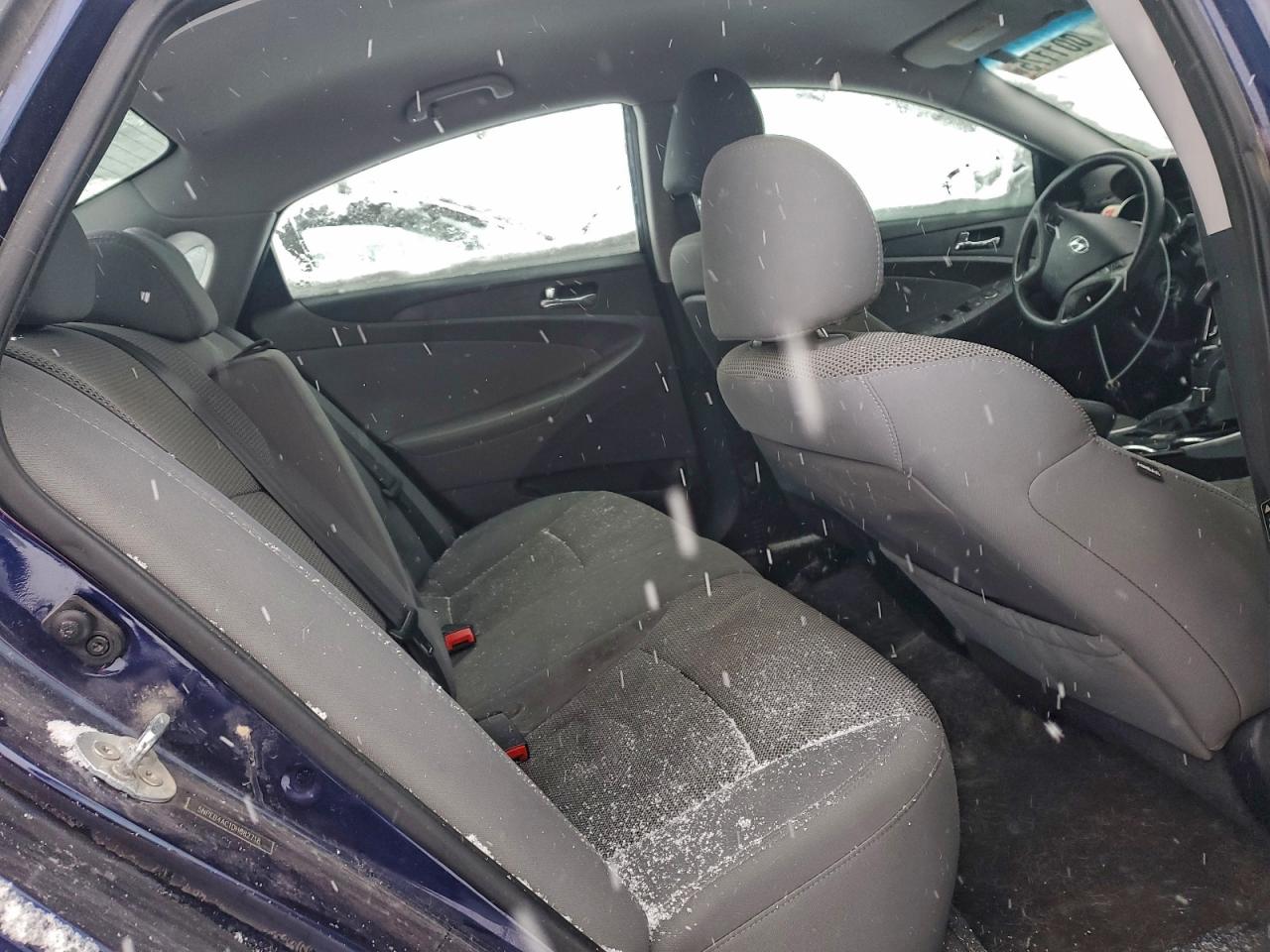2013 HYUNDAI SONATA GLS photo 10