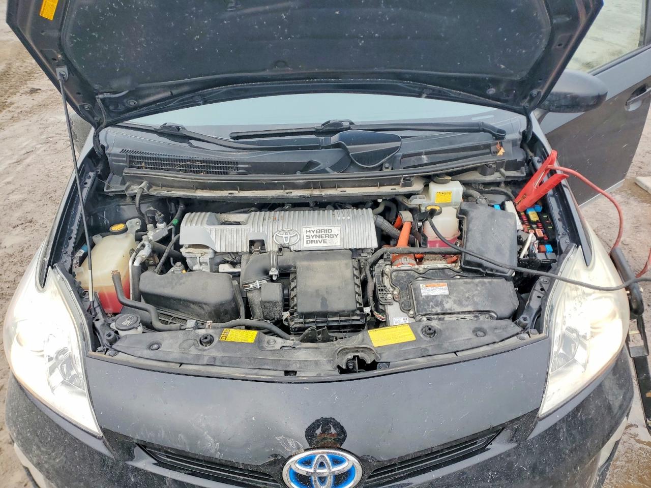 2014 TOYOTA PRIUS photo 31